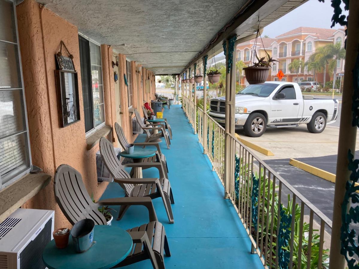 Michaels Siesta Motel St. Petersburg Exteriér fotografie